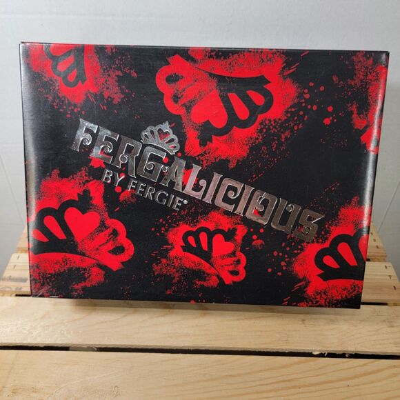 Fergalicious by Fergie Faux Suede Ankle Boots 2" Heel w/ Box - Size 9M - Picture 7 of 9